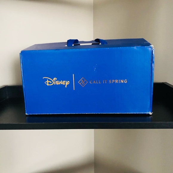 🆕 Call It Spring Disney Slides/Mules Size 7 - Picture 4 of 4